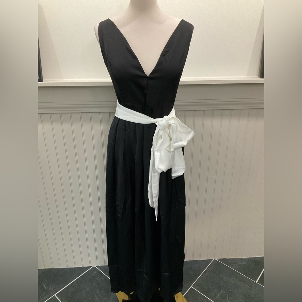 Dalia MacPhee Black Satin Tea Length Bow Dress Size L Pockets Elegant Formal - Picture 2 of 4